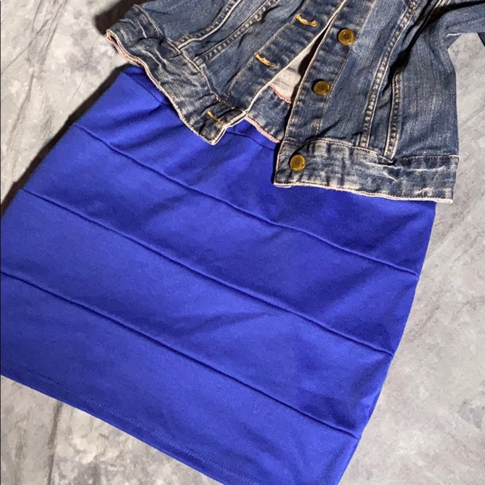 💚 3 for $15 💚 - Nollie Skirt Blue Women size Medium